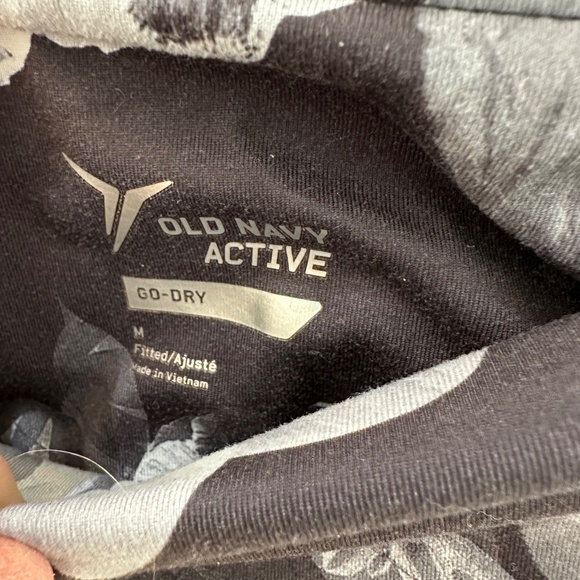 OLD NAVY GRAY Floral Cropped Yoga Leggings Size M - Picture 5 of 8